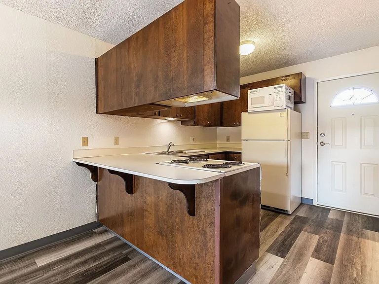 5721 Hendrickson Ave — Photo 15