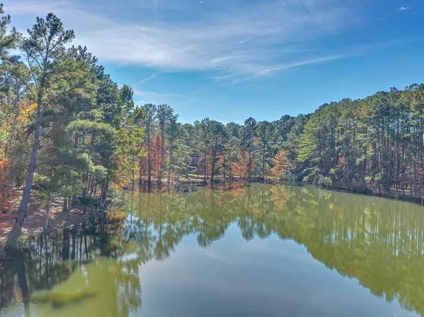 3678 Lake Charles Dr, Tallahassee, FL 32309