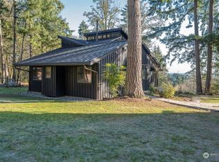 22324 111th Ave SW, Vashon, WA 98070