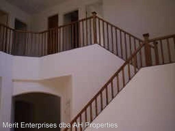 4th image of 6637 S 57th Ave