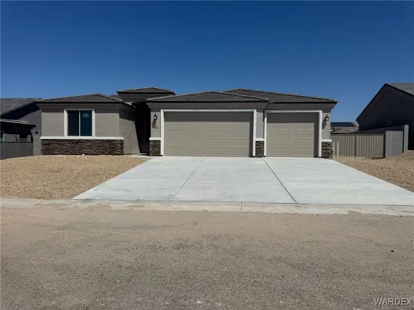 2251 E Robby Loop, Fort Mohave, AZ 86426