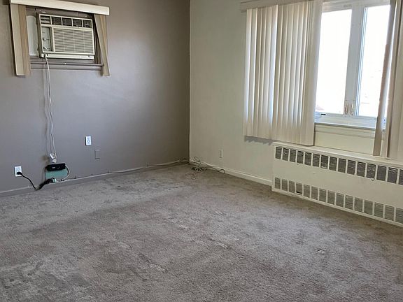 4th image of 6331 Pleasantview St Floor 2