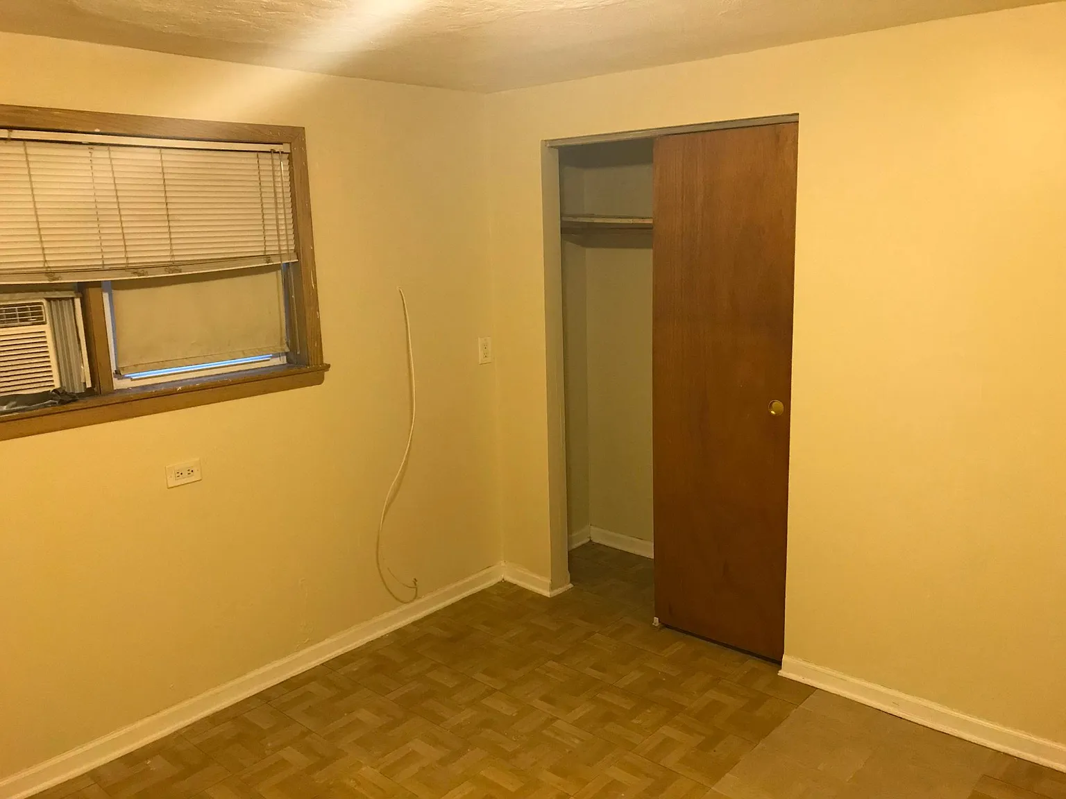 8431 W Berwyn Ave — Photo 3