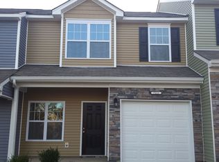 7111 Adare Mews Rd, Charlotte, NC 28217