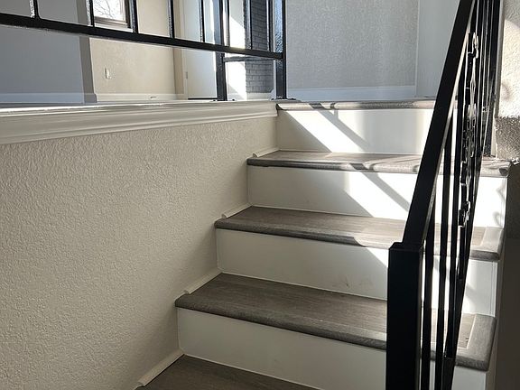 2nd image of 3047 REFORMA DR