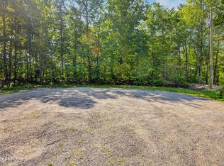 Tower Pl, Monterey, TN 38574