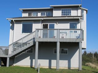 398 Sand Dune Ave SW, Ocean Shores, WA 98569