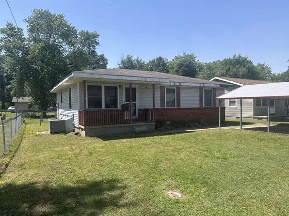 418 3rd St, East Prairie, MO 63845
