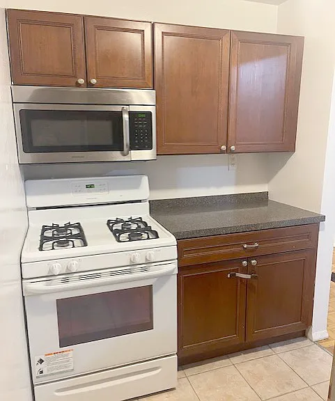 123 E 83rd St #3C — Photo 9