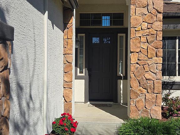 4th image of 3895 Rollins Ct