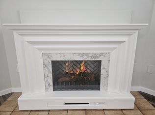 1117 SW 148th St #3, Seattle, WA 98166