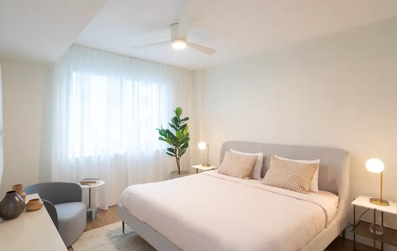 Studio, 535 sqft, $2,740 — Photo 3