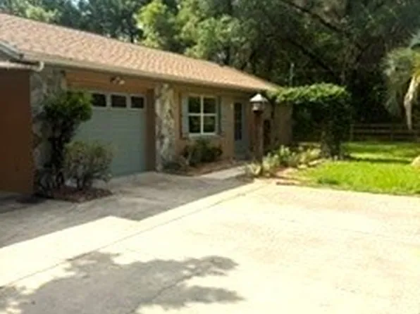 671 N Fitzpatrick Ave, Inverness, FL 34453