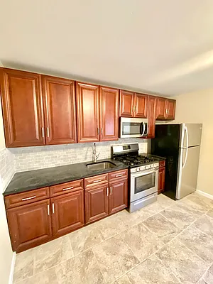 Rented by Amorelli Realty | media 4
