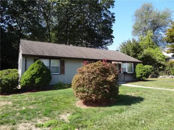 155 Marilyn Dr, Bridgeport, CT 06606