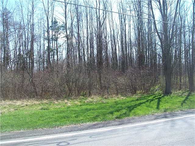 2nd image of 1321 Peck Rd