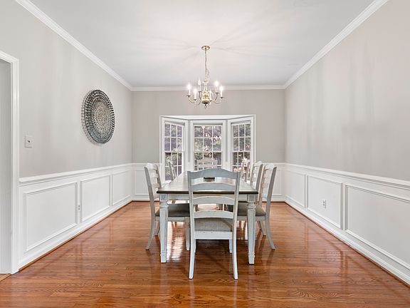 5th image of 46450 Saffron Ct