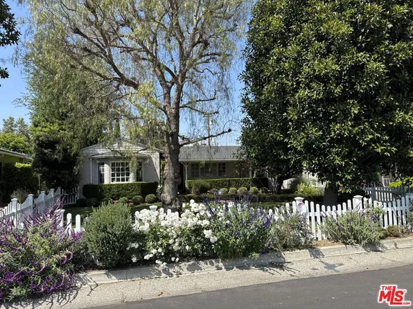 11741 Otsego St, Valley Village, CA 91607