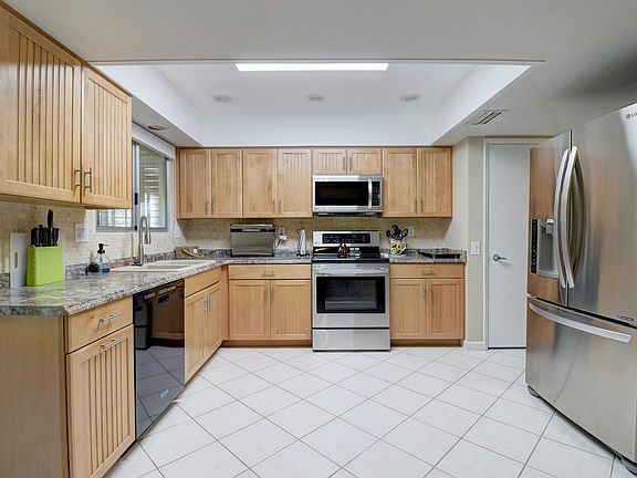 4th image of 12835 Ashwood Dr
