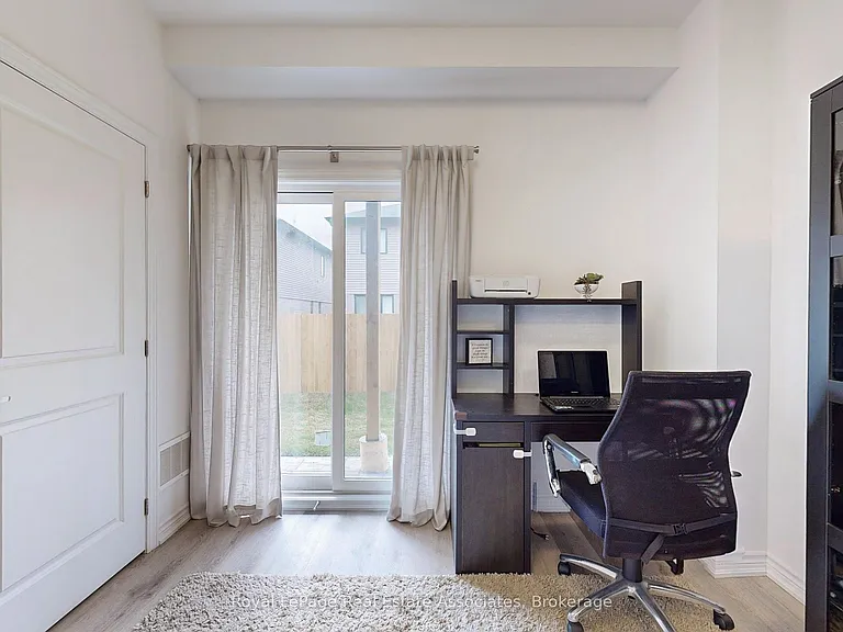 461 Blackburn Dr #40 — Photo 36