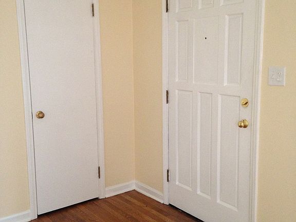 3rd image of 5091 Lake Vista Dr