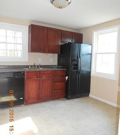 3rd image of 4602 Central Park Dr