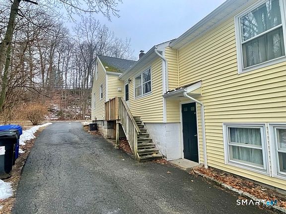 2nd image of 77 Wooster St