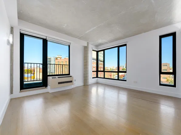225 E 138th St Unit 607, Bronx, NY 10451