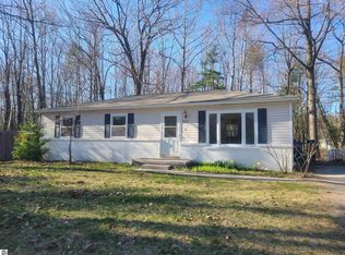 4805 Chippewa Ave, Oscoda, MI 48750