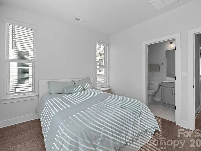 5011 York Park Ln — Photo 28