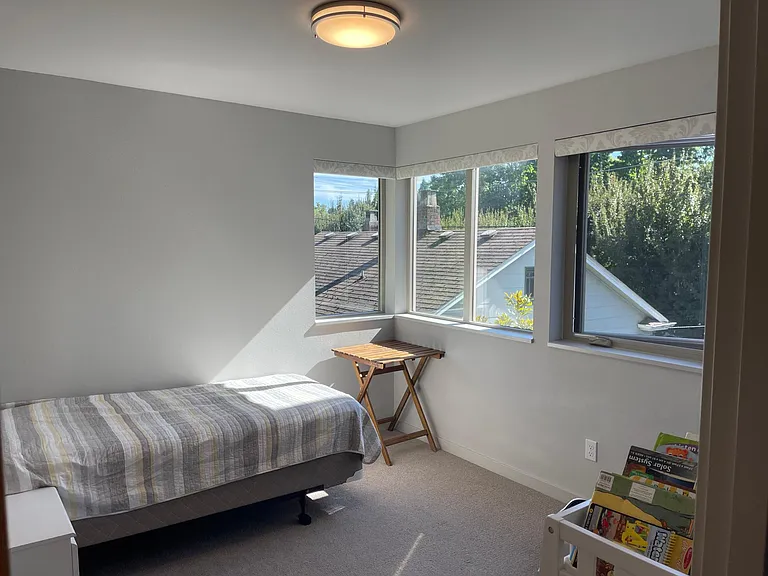 3130B Wetmore Ave S — Photo 12