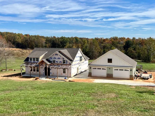 3564 Barber Hwy, Cumberland City, TN 37050