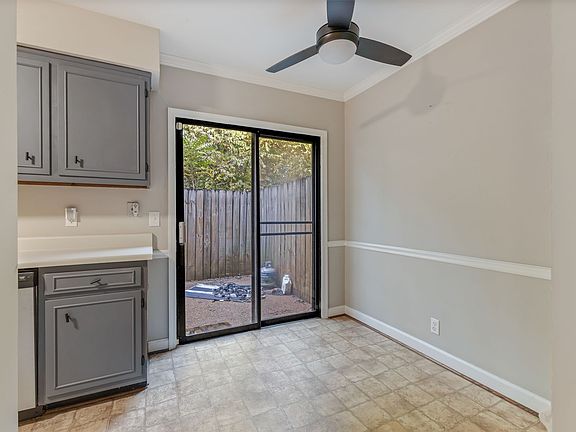 4th image of 511 Hickory Villa Dr