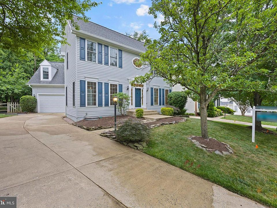 1st image of 20712 Parkside Cir
