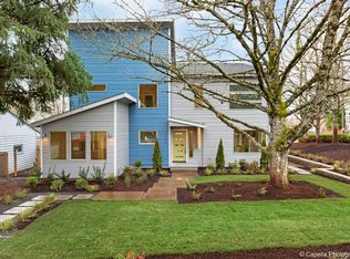 5909 SW 45th Ave, Portland, OR 97221