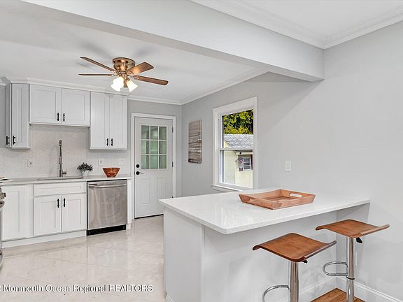2nd image of 49 Shady Ln