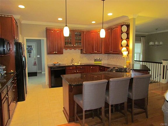 5th image of 8228 Longworth Ct