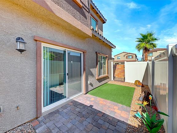 5th image of 275 Luna Valley Way Unit 1011