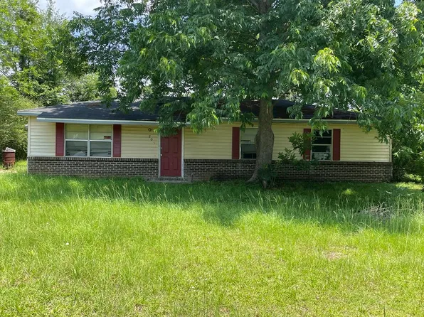 209 Donnie Mae Dr, Dothan, AL 36301