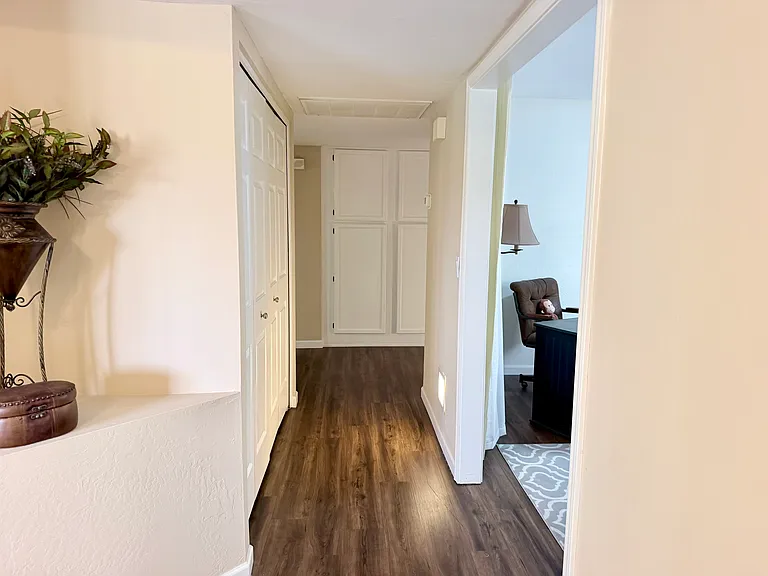 11845 N 40th Pl — Photo 12