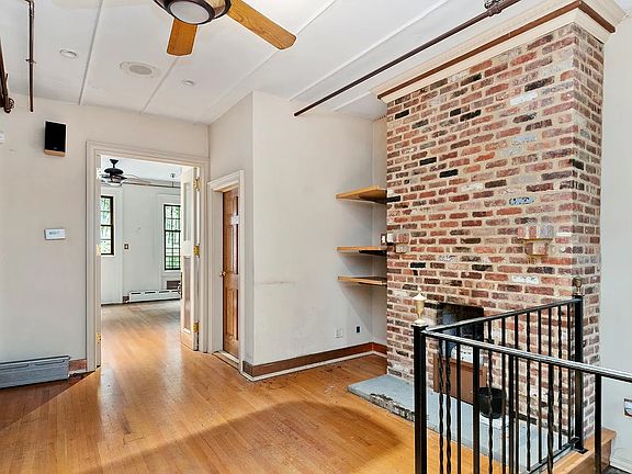 2nd image of 434 1/2 E 75th St