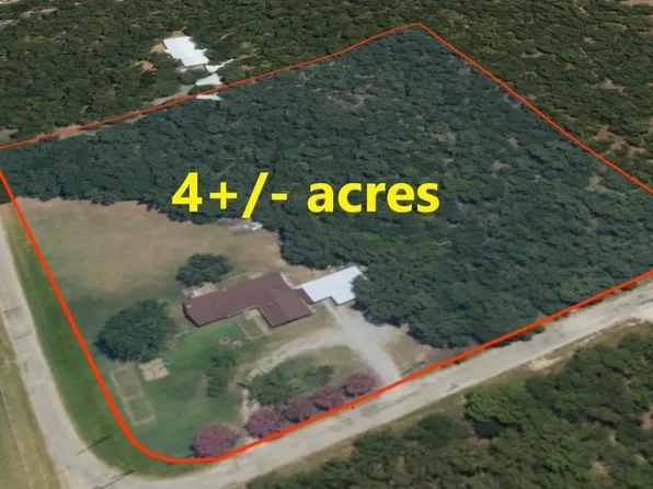 285 Montgomery Rd, Mineral Wells, TX 76067