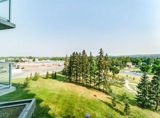 30 Brentwood Cmn NW #511, Calgary, AB T2L 2L8