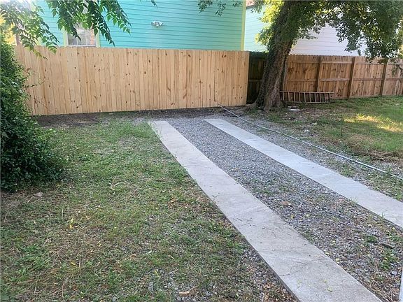 3rd image of 2717 Upperline St