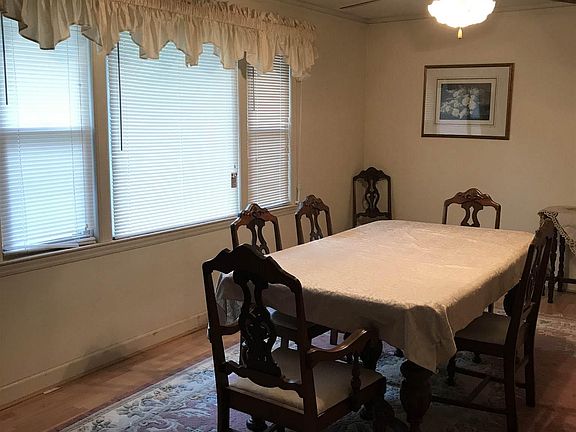 2nd image of 6124 Yorkshire Dr