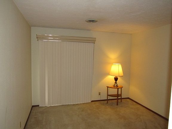 3rd image of 4744 Wolverton Ln APT H