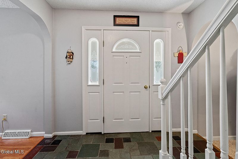4th image of 2449 Westminster Way