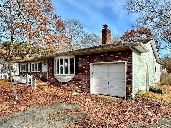 108 Revilo Avenue, Shirley, NY 11967