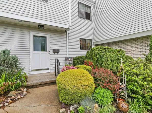 41 Riverside Avenue #41, Stamford, CT 06905