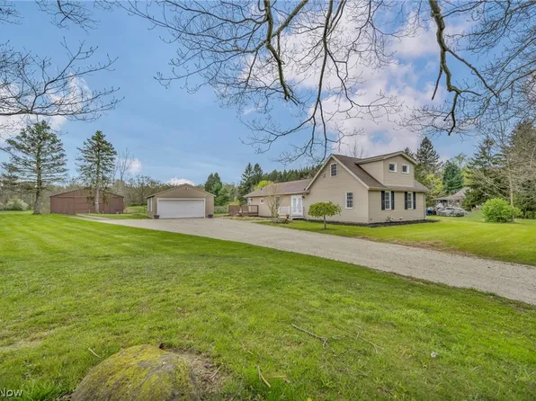 2010 Mattingly Rd, Hinckley, OH 44233